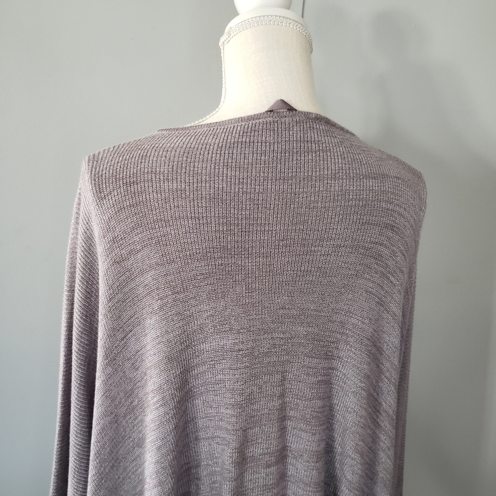 Lululemon Divinity Poncho Scarf Shawl Lunar Rock/Iced Iris - Picture 9 of 13